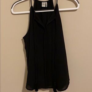 black tank top